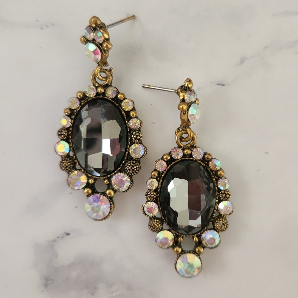 Vintage Smoky Gray Crystal Rhinestone Earrings